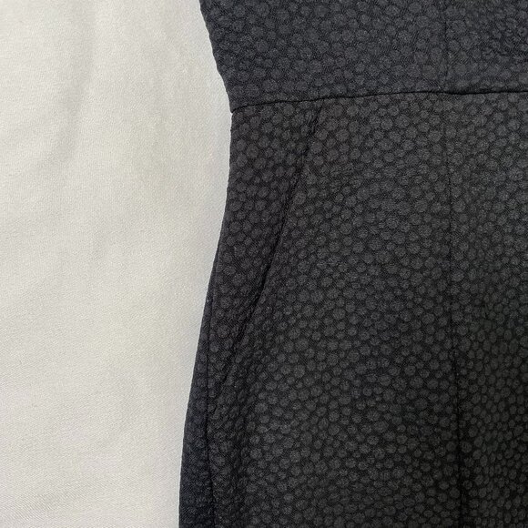 Forever 21 Pebble Texture Sheath Dress Black Sleeveless V Neck Size M - Picture 4 of 11